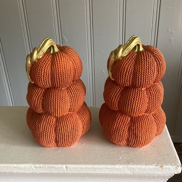 NWT BUNDLE- 2 TRIPLE STACKED TEXTURED ORANGE PUMPKINS GOLD STEMS & WOOD SIGN - Picture 13 of 17